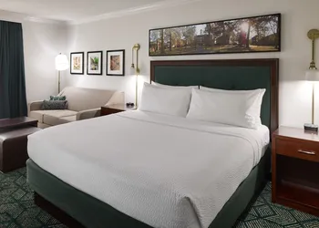 Ohio University Inn & Conference Center hotel thumbnail 3