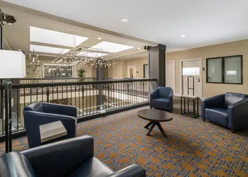 Best Western Plus Palm Court Hotel hotel thumbnail 4