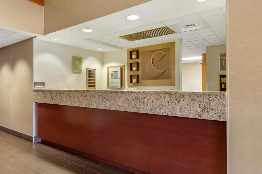 Comfort Suites Marquette hotel detail image 2