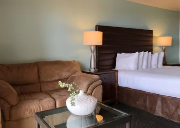 SureStay Plus Hotel by Best Western Gold Beach hotel thumbnail 6