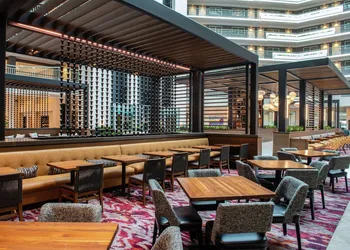 Embassy Suites by Hilton Walnut Creek hotel thumbnail 2