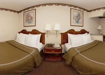 Comfort Suites Idabel hotel thumbnail 7