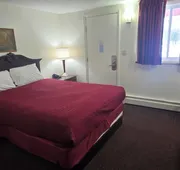 Red Carpet Inn Pulaski hotel detail image 7