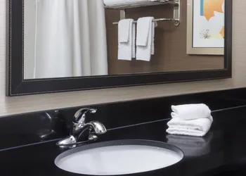 SureStay by Best Western Bismarck hotel thumbnail 4