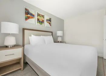 Hilton Vacation Club Palm Canyon Palm Springs hotel thumbnail 7