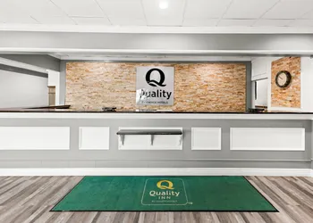 Quality Inn Dayton Airport hotel thumbnail 3