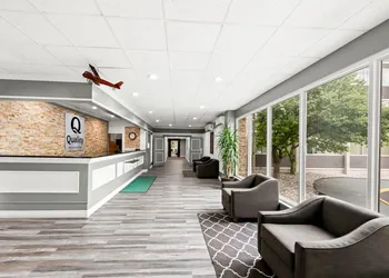 Quality Inn Dayton Airport hotel thumbnail 6