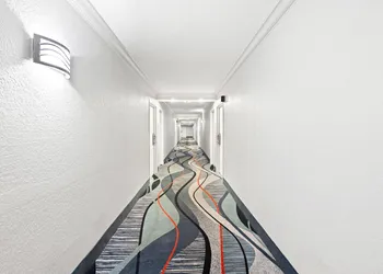 Quality Inn Dayton Airport hotel thumbnail 7