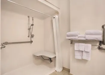 Country Inn & Suites by Radisson, Bowling Green, KY hotel thumbnail 5