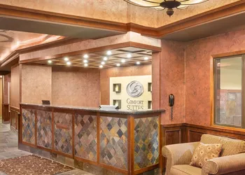 Comfort Suites Moses Lake hotel thumbnail 3