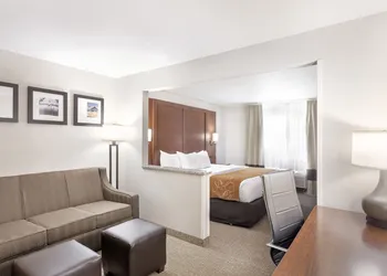 Comfort Suites Moses Lake hotel thumbnail 6