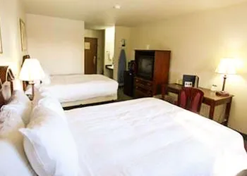 Harbor Winds Hotel hotel thumbnail 7