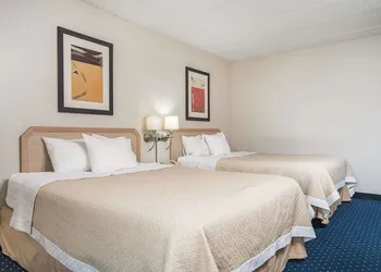 Blue Way Inn La crosse Extended Stay hotel thumbnail 3