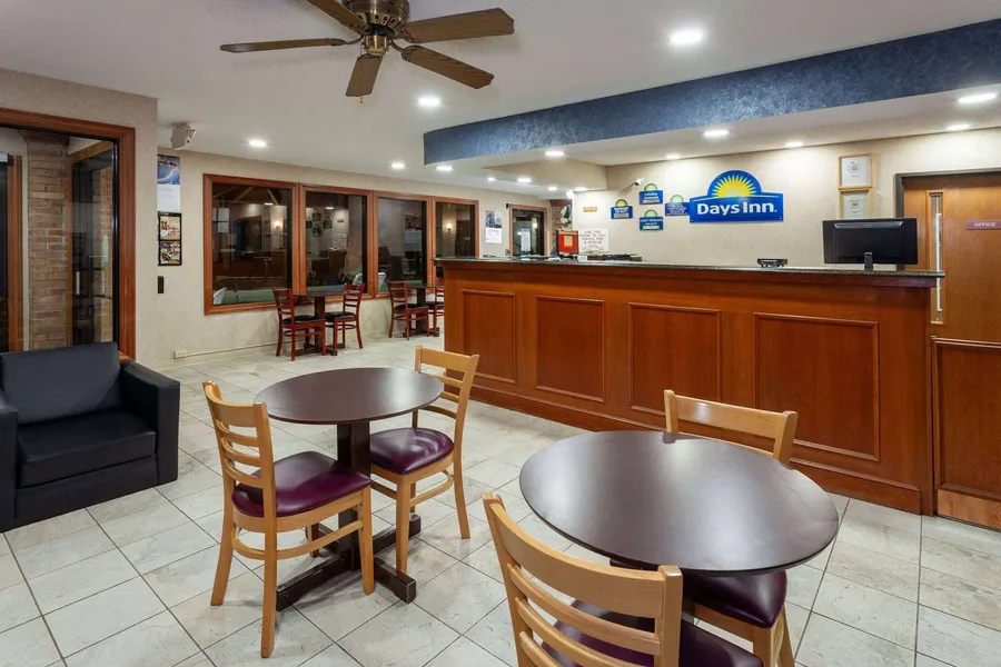 Days Inn by Wyndham Wooster hotel detail image 2