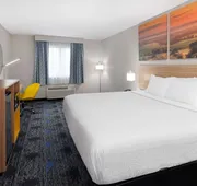 Days Inn by Wyndham Wooster hotel detail image 4