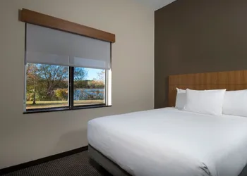 Hyatt Place Savannah Airport hotel thumbnail 4