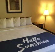 Days Inn by Wyndham Iron Mountain hotel detail image 5
