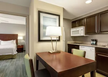 Homewood Suites by Hilton Macon-North hotel thumbnail 6