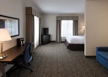 Holiday Inn Express Hotel & Suites East Wichita I-35 Andover by IHG hotel thumbnail 8