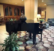 Lynchburg Grand Estate hotel detail image 4
