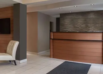 Days Inn by Wyndham Fredericton hotel thumbnail 2