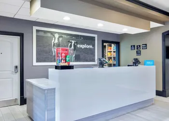 Hampton Inn & Suites Fort Worth-Fossil Creek hotel thumbnail 5