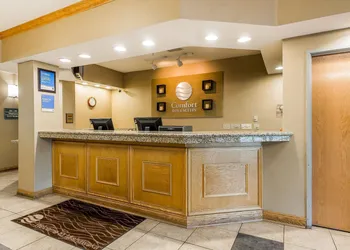 Comfort Inn & Suites Mishawaka - South Bend hotel thumbnail 2