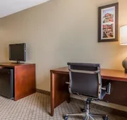 Comfort Inn & Suites Mishawaka - South Bend hotel detail image 7
