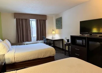 SureStay by Best Western Grove City hotel thumbnail 4