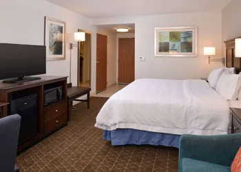 Hampton Inn & Suites Pueblo-Southgate hotel thumbnail 8