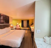 Quality Inn & Suites Willows hotel detail image 4