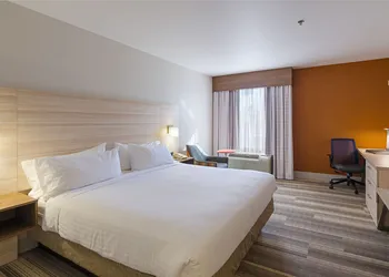 Holiday Inn Express Lexington by IHG hotel thumbnail 5