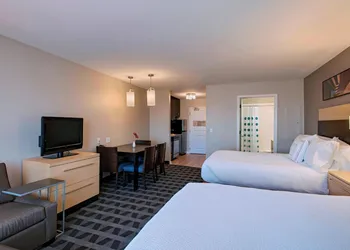 TownePlace Suites Fayetteville Cross Creek hotel thumbnail 7