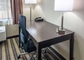 Quality Inn & Suites West Monroe hotel thumbnail 8