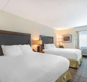 Best Western Plus University Park Inn & Suites hotel detail image 7