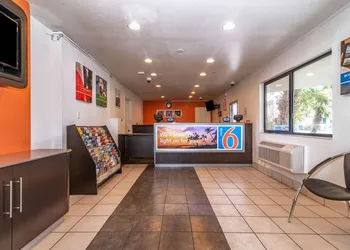 Motel 6 Palm Springs, CA - East - Palm Canyon hotel thumbnail 2