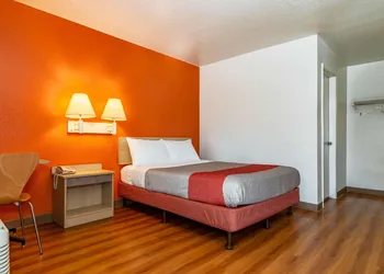 Motel 6 Palm Springs, CA - East - Palm Canyon hotel thumbnail 8