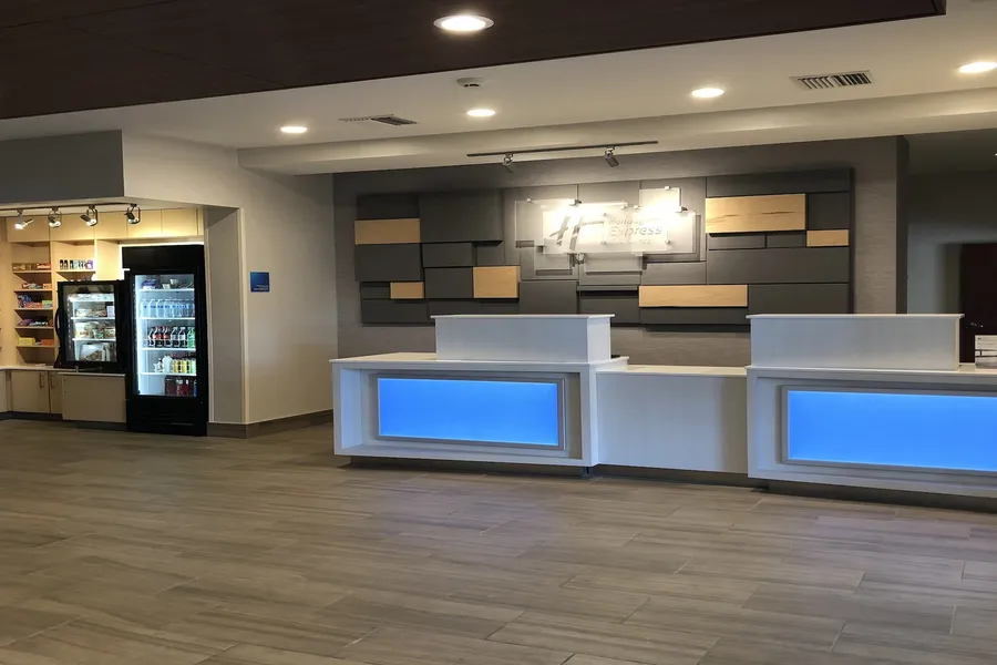Holiday Inn Express & Suites Albany by IHG hotel detail image 2