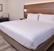 Holiday Inn Express & Suites Albany by IHG hotel detail image 4