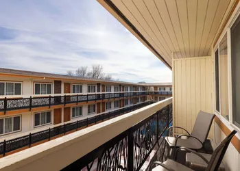 Ramada by Wyndham Elko Hotel at Stockmen's Casino hotel thumbnail 6