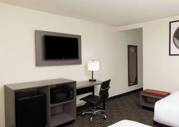 Ramada by Wyndham Elko Hotel at Stockmen's Casino hotel thumbnail 8