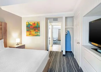 Best Western Posada Royale Hotel & Suites hotel thumbnail 7