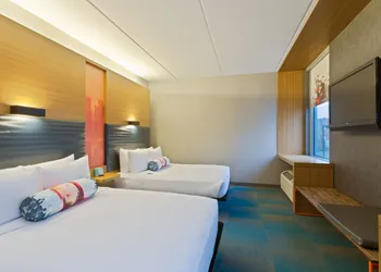 Aloft by Marriott Birmingham Soho Square hotel thumbnail 6
