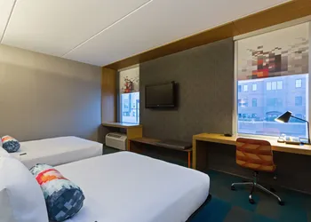 Aloft by Marriott Birmingham Soho Square hotel thumbnail 7