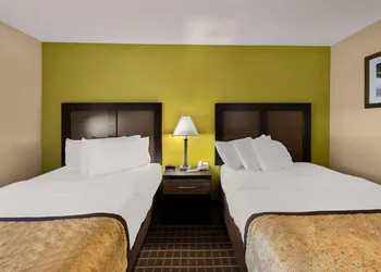 Best Western Adena Inn hotel thumbnail 8