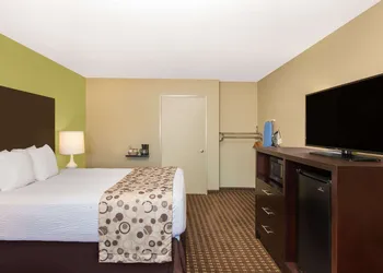 Days Inn by Wyndham San Jose Airport hotel thumbnail 8