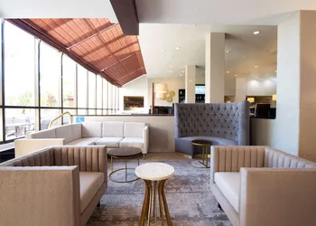 DoubleTree by Hilton Tucson - Reid Park hotel thumbnail 2