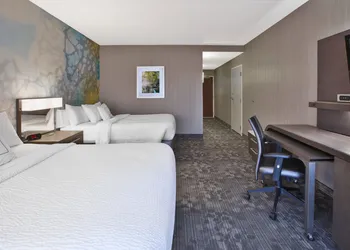 Courtyard Somerset by Marriott hotel thumbnail 5