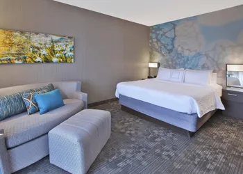 Courtyard Somerset by Marriott hotel thumbnail 6
