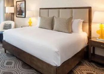 Marina del Rey Hotel hotel thumbnail 5